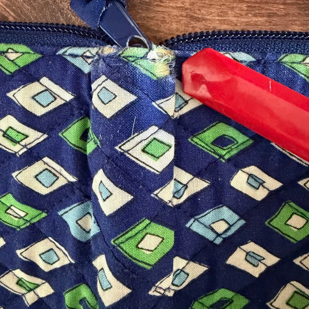 Vera Bradley Lilli Bell Quilted Zip Around Wristlet Wallet Blue Green Diamond